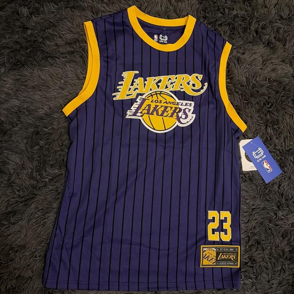 Ultra Game Lakers LeBron James #23 Purple Jersey Small NWT